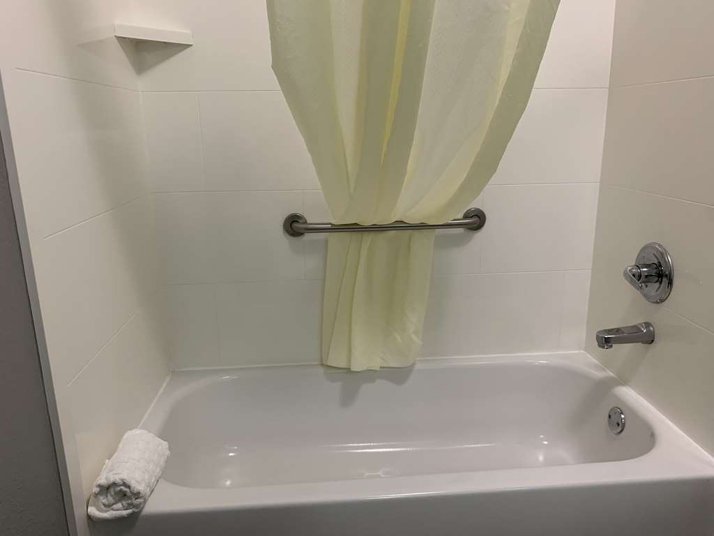 Фото Best Western Plus Olive Branch Hotel & Suites