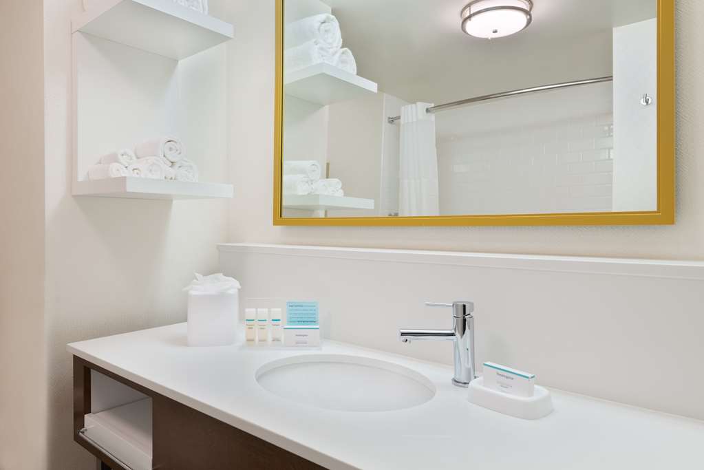 Фото Hampton Inn & Suites Atlanta Buckhead Place