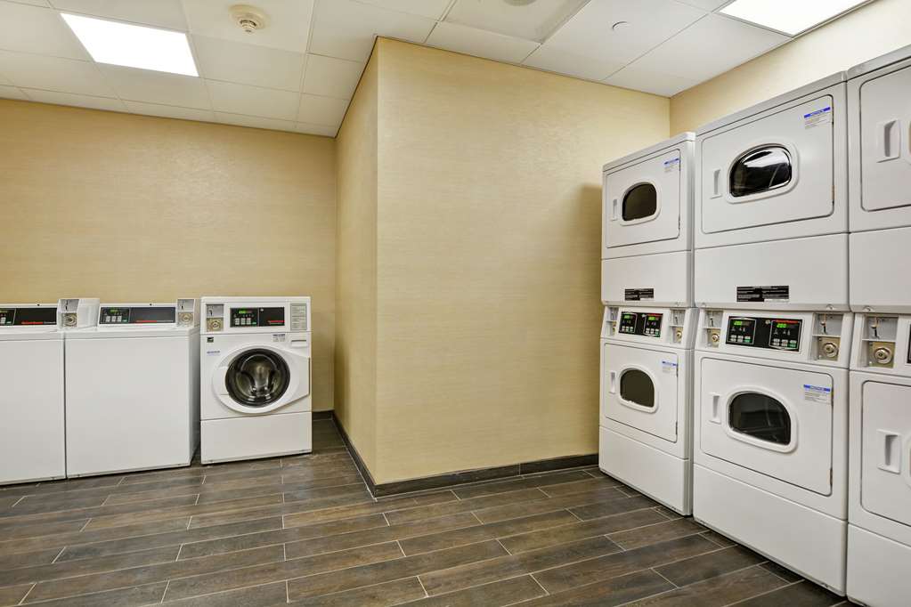 Фото Homewood Suites by Hilton Poughkeepsie