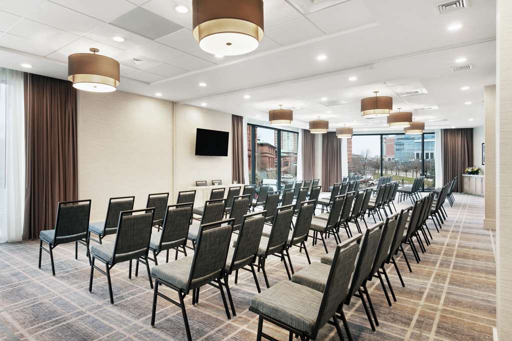 Фото Homewood Suites by Hilton Providence Downtown