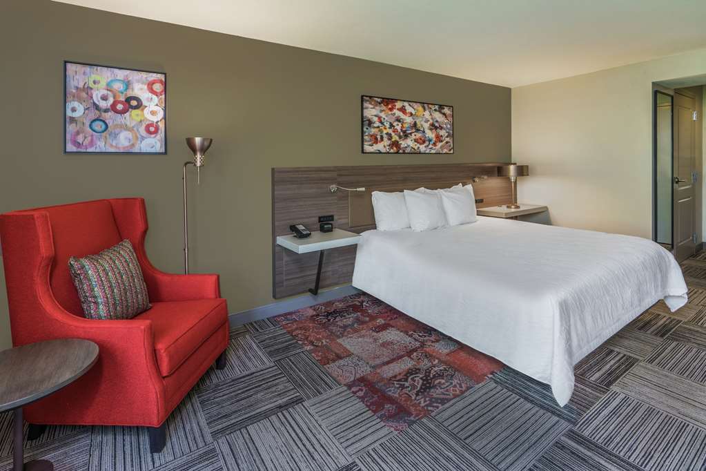 Фото Hilton Garden Inn Syracuse