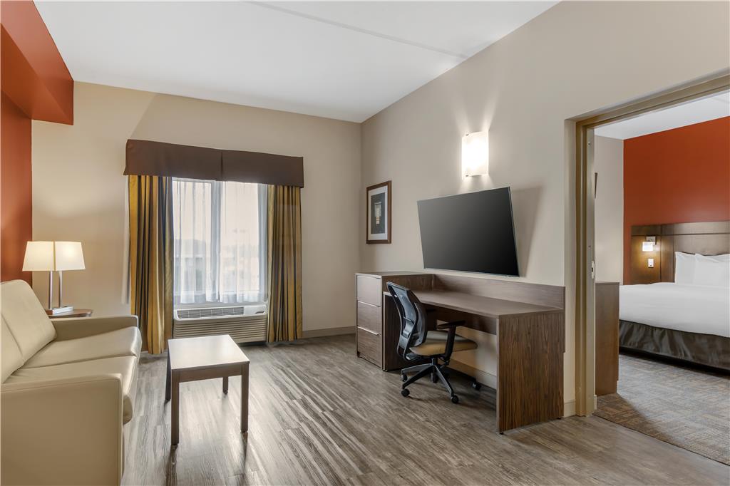 Фото Best Western Plus Winnipeg West
