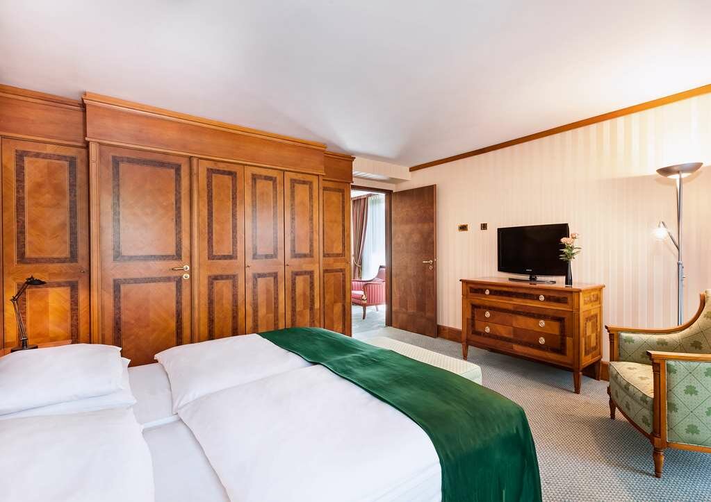 Фото Best Western Premier Grand Hotel Russischer Hof