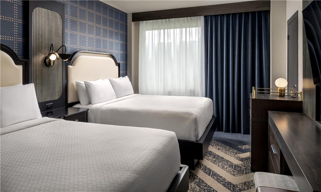 Фото The Brock Niagara Falls Fallsview Tapestry by Hilton