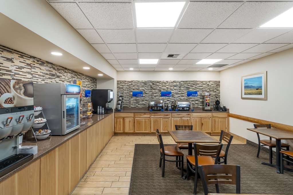 Фото Best Western Yellowstone Crossing