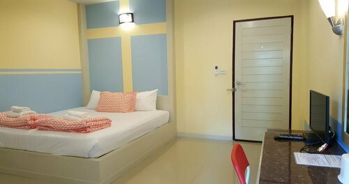 Гостиница Juntima Place at Amphawa в Самутсонгкхраме