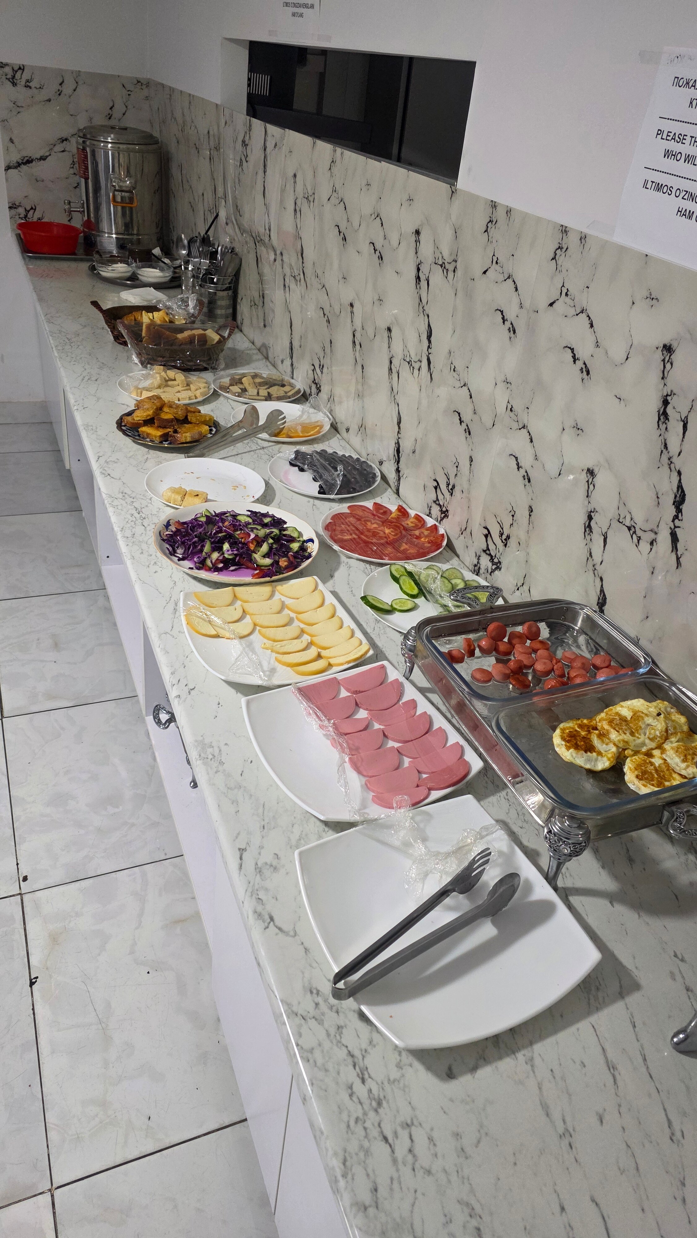 Фото White House Hotel