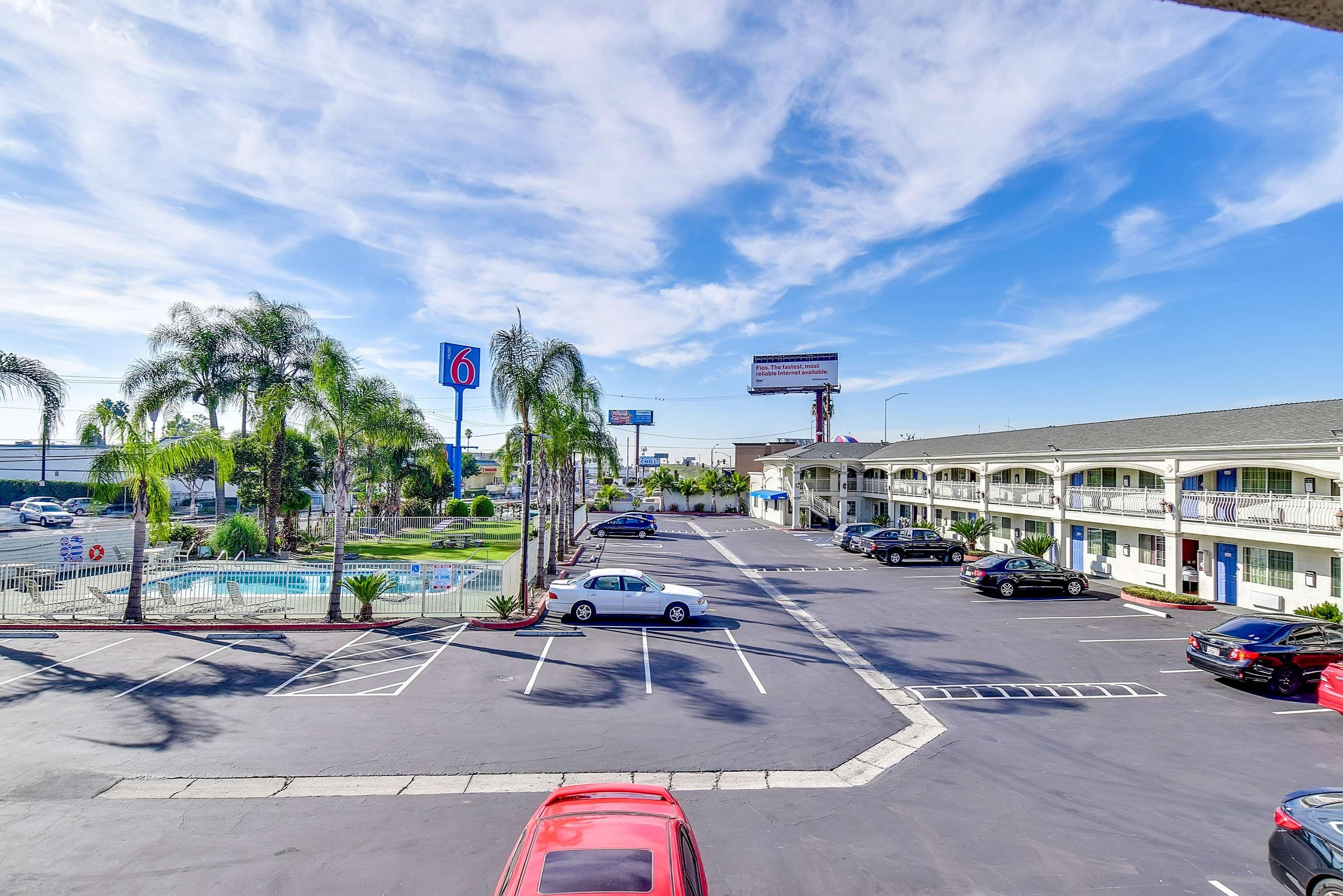 Фото Motel 6 Garden Grove