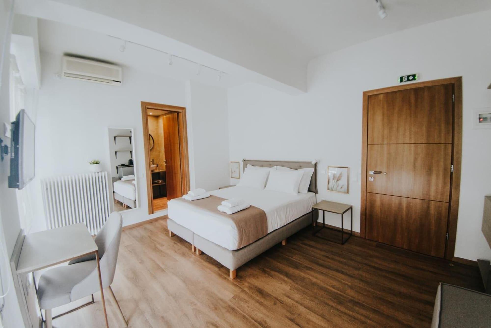 Фото Voulis Attico Rooms & Apartments