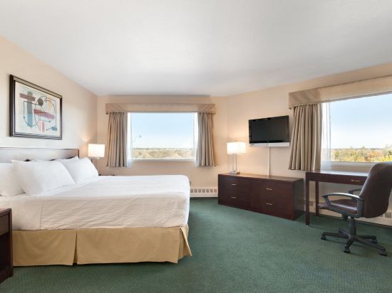 Фото Days Inn by Wyndham Lethbridge