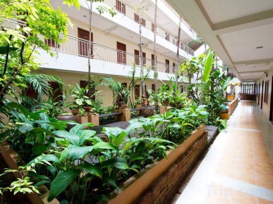 Фото Bella Villa Pattaya 3rd Road