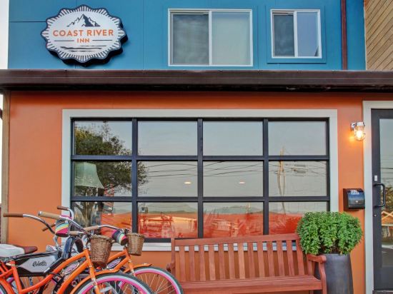 Фото Coast River Inn by Oyo Seaside