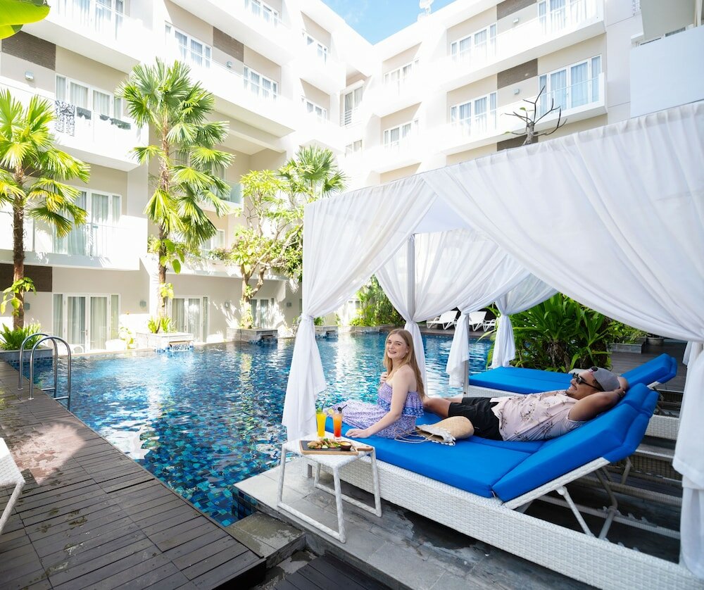 Фото Grand Ixora Kuta Resort