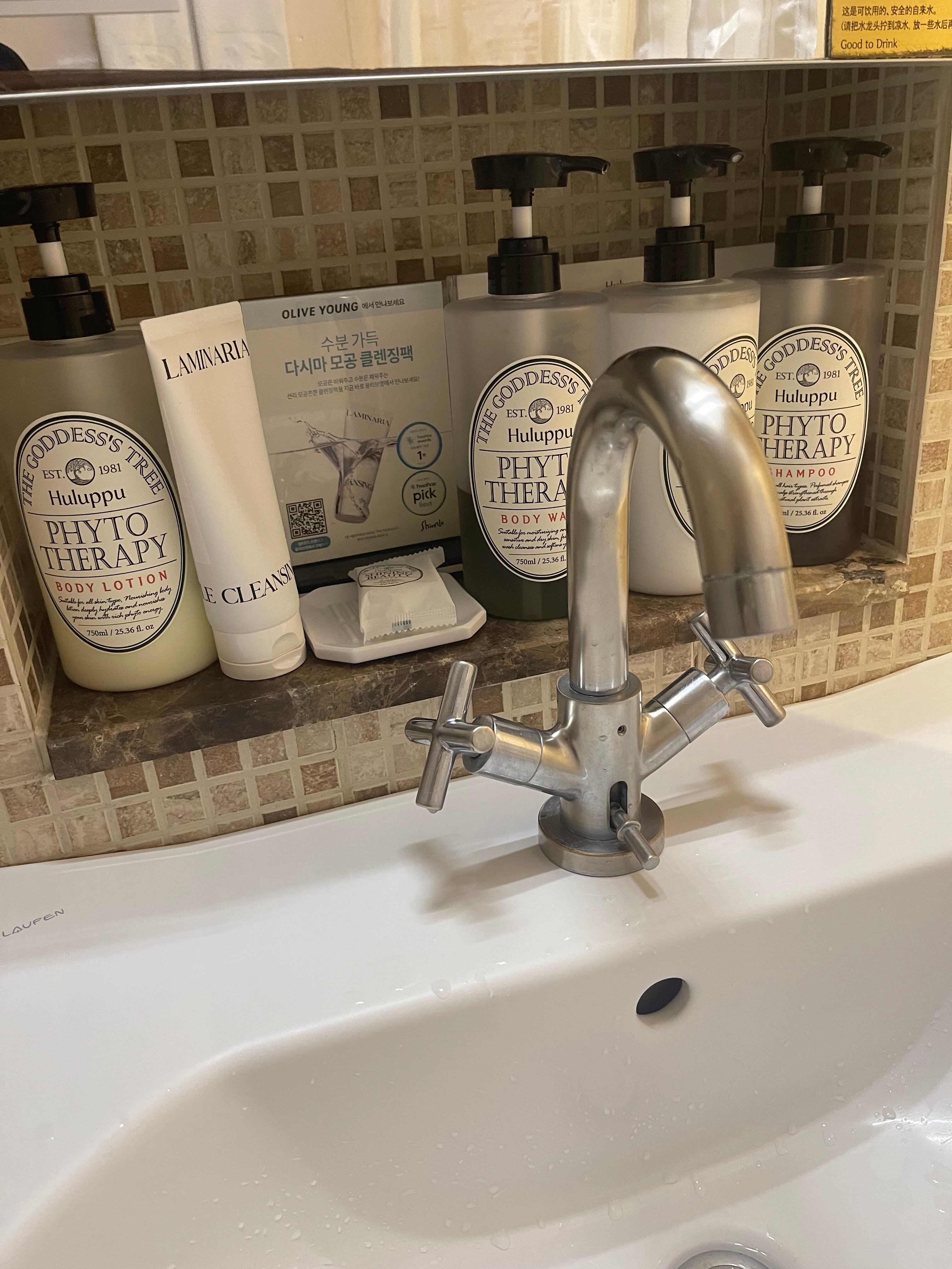 Фото Seoul Riviera Hotel