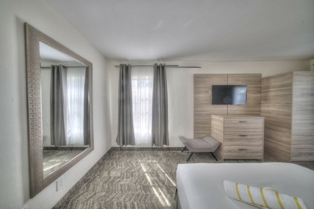 Фото Riverside Apartments by The Beach