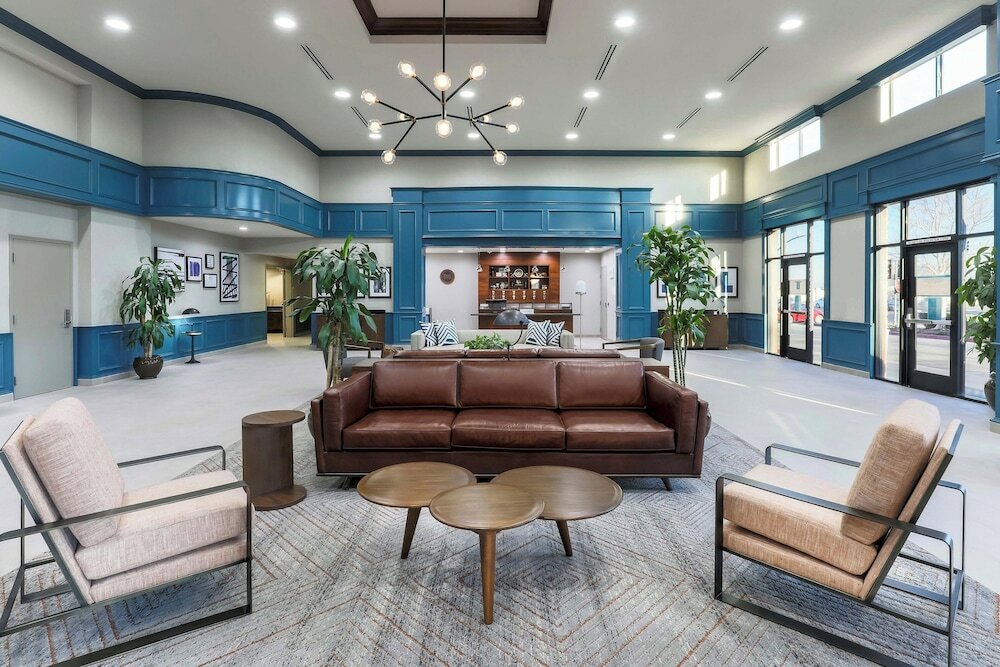 Фото Four Points by Sheraton Ontario-Rancho Cucamonga
