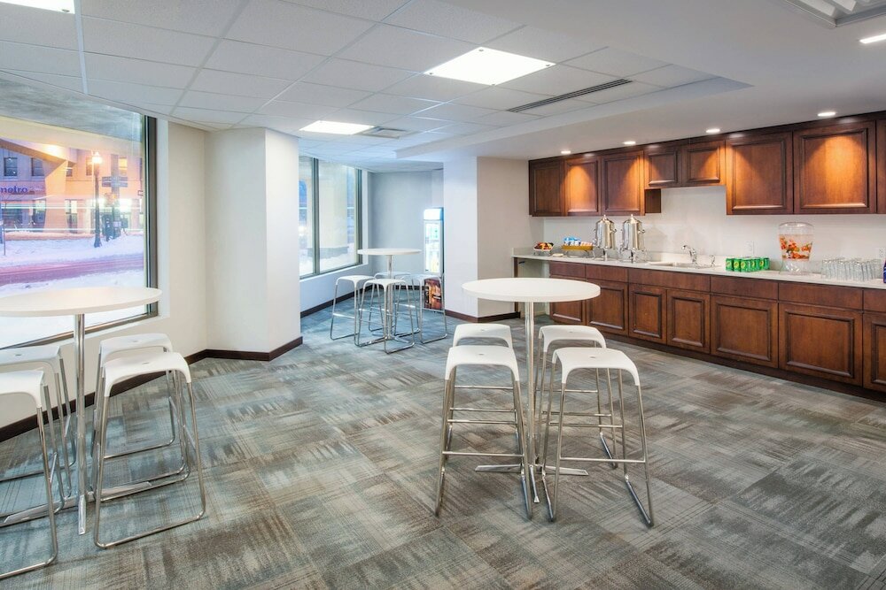 Фото Marriott Syracuse Downtown