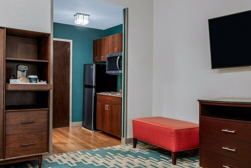Гостиница Four Points by Sheraton Fort Lauderdale Airport - Dania Beach в Дания Бич