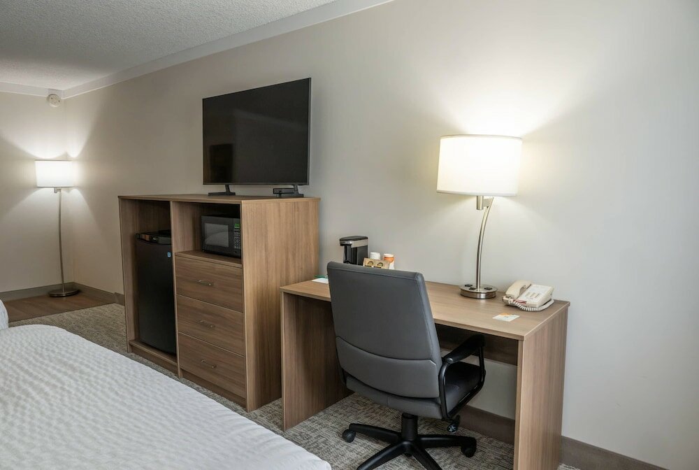 Фото Quality Inn & Suites