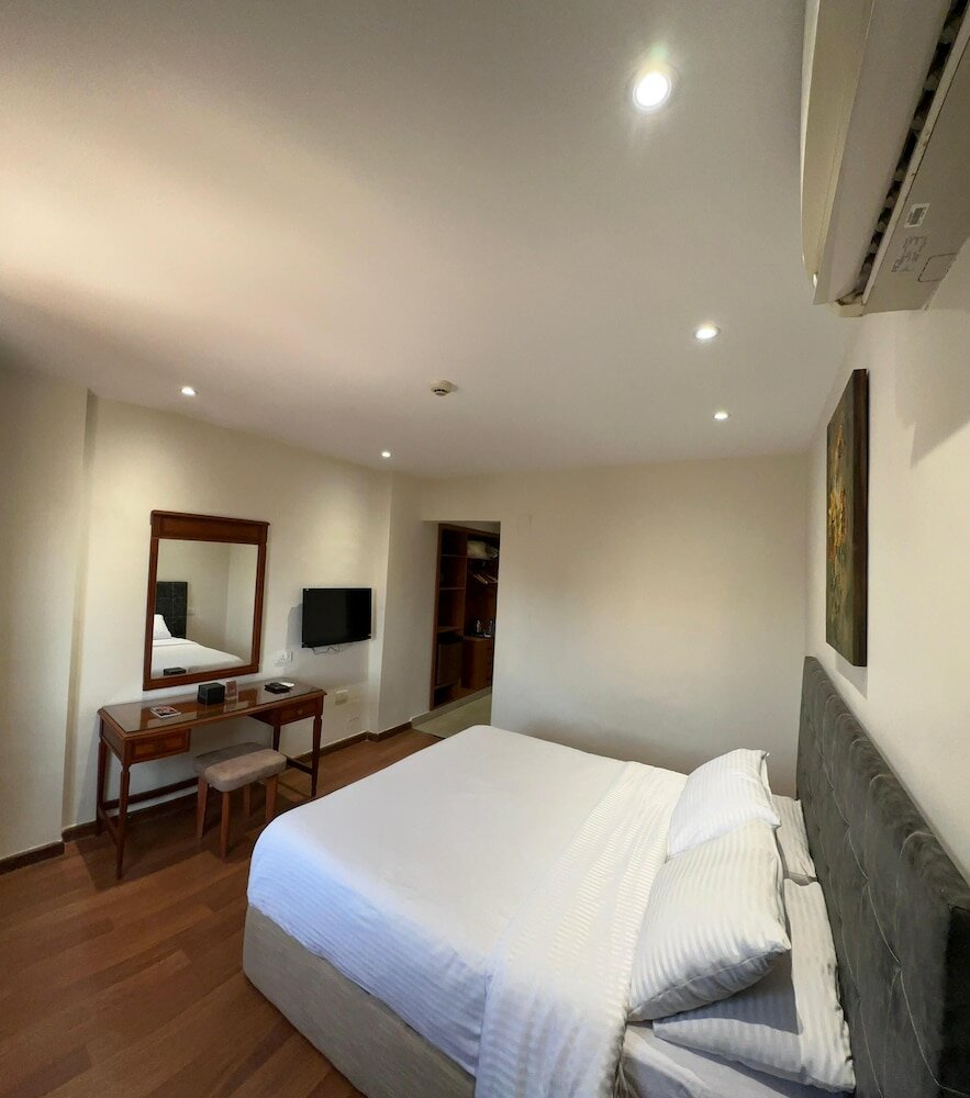 Фото Hotel Royal Marshal