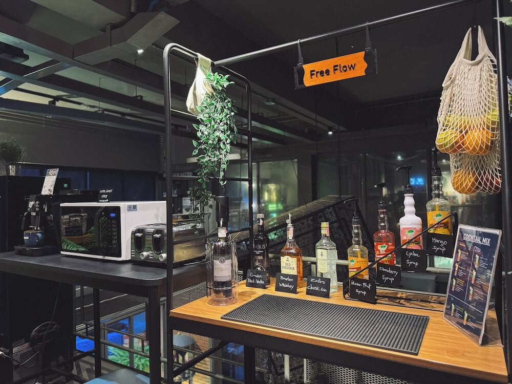 Фото Tha City Loft Hotel