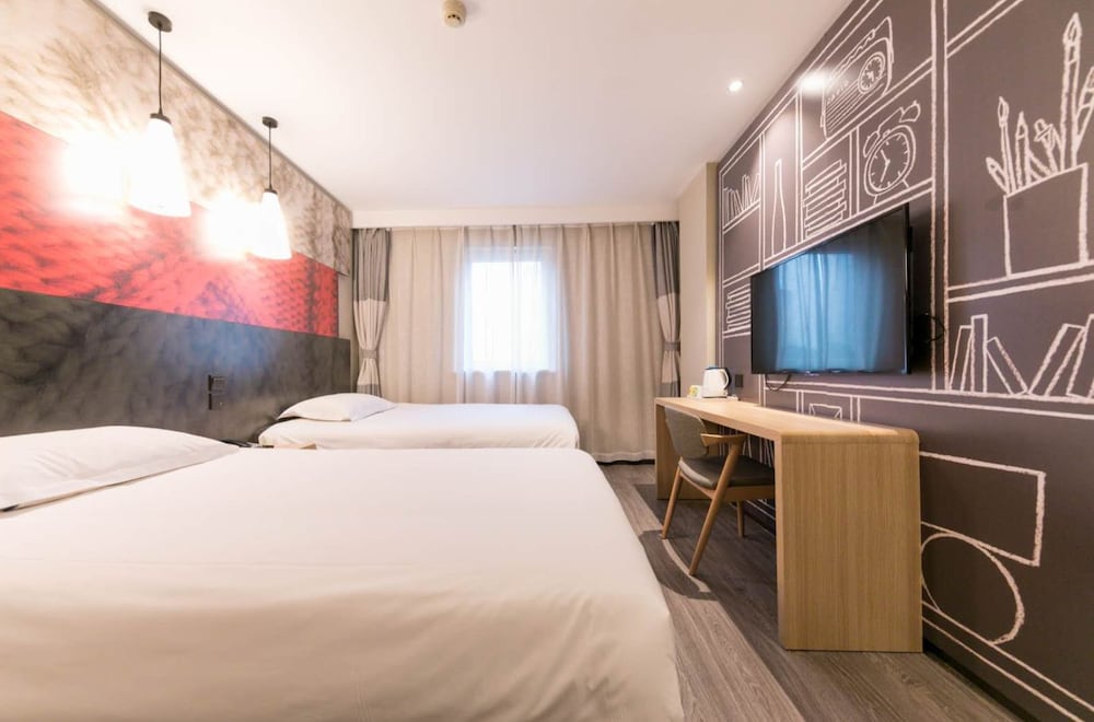 Фото Ibis Wuhan Hankou Hotel