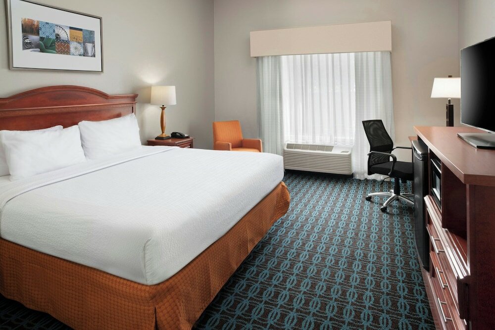 Фото Fairfield Inn & Suites by Marriott Waco North