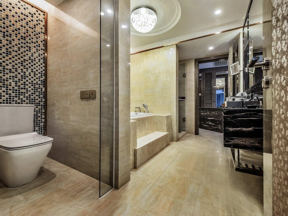 Фото Mercure Chongqing Downtown