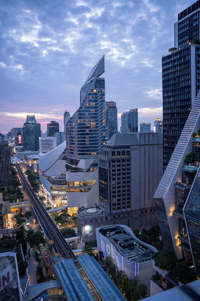 Фото Four Points by Sheraton Bangkok Ploenchit Sukhumvit