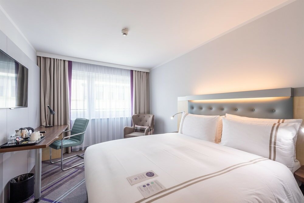 Фото Premier Inn Stuttgart Airport