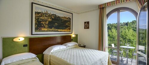 Внешний вид отеля Hotel Sovestro в Сан-Джиминьяно, фото 5