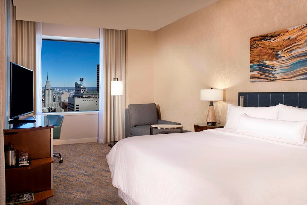 Фото The Westin Dallas Downtown