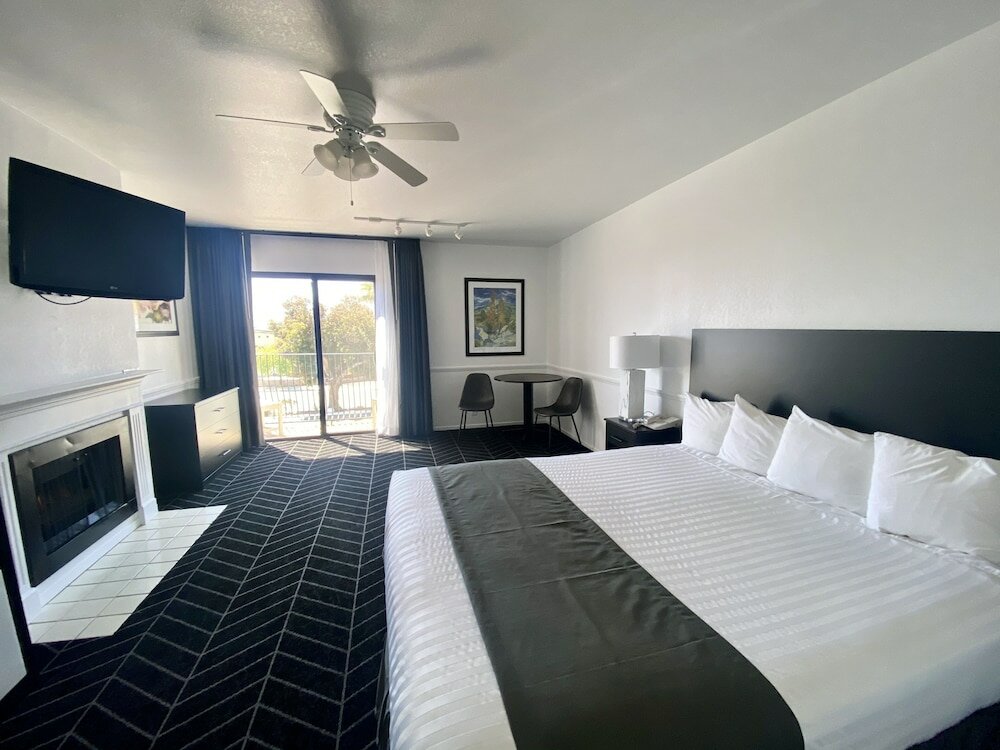 Фото Masterpiece Hotel