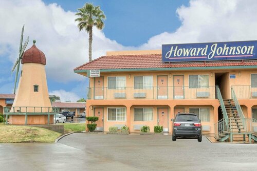Гостиница Howard Johnson by Wyndham Modesto Ceres в Модесто