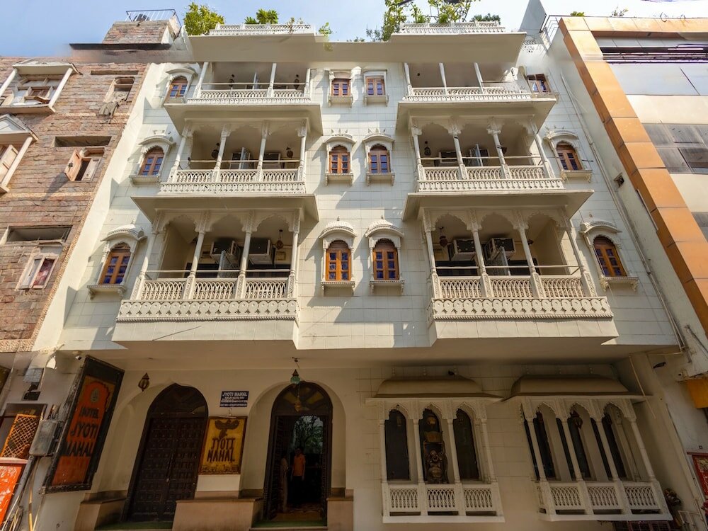 Фото Jyoti Mahal A Heritage Hotel