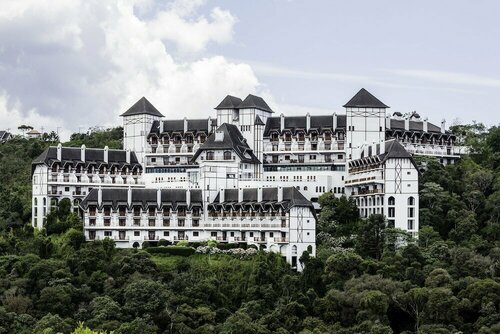 Внешний вид отеля Hotel Home Green Home в Кампос-ду-Жордану, фото 1