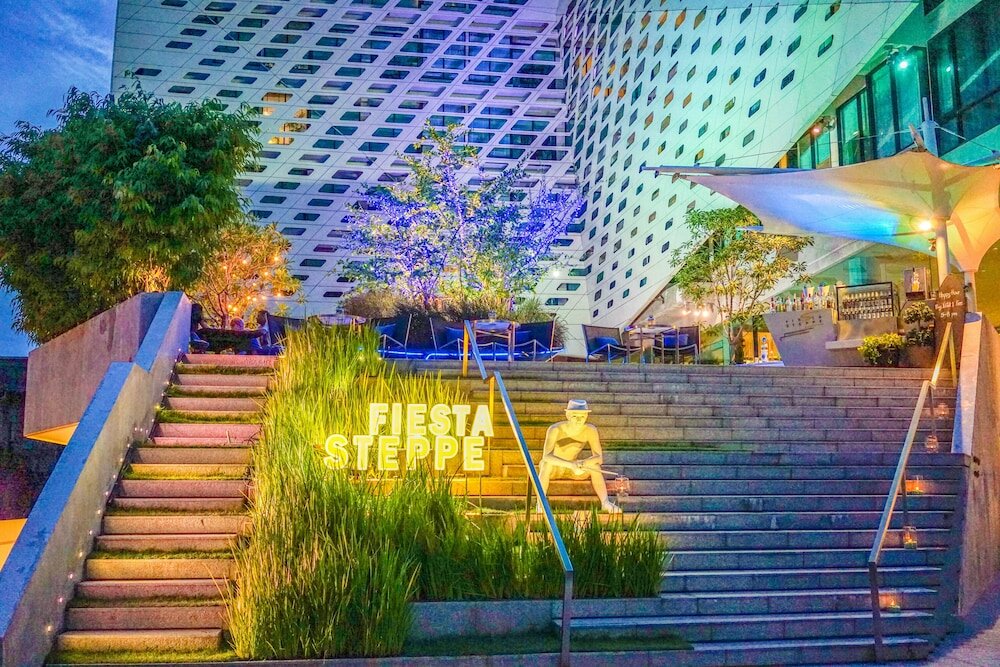 Фото Lit Bangkok Hotel