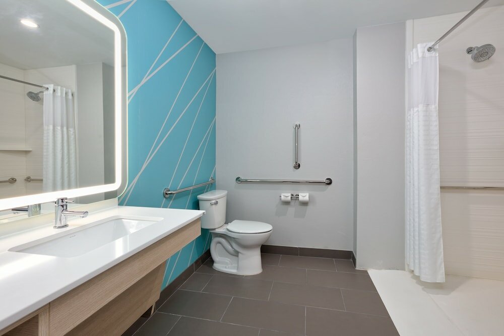Фото Avid hotel Austin – Tech Ridge, an Ihg Hotel