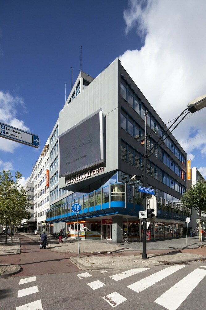 Фото EasyHotel Rotterdam City Centre