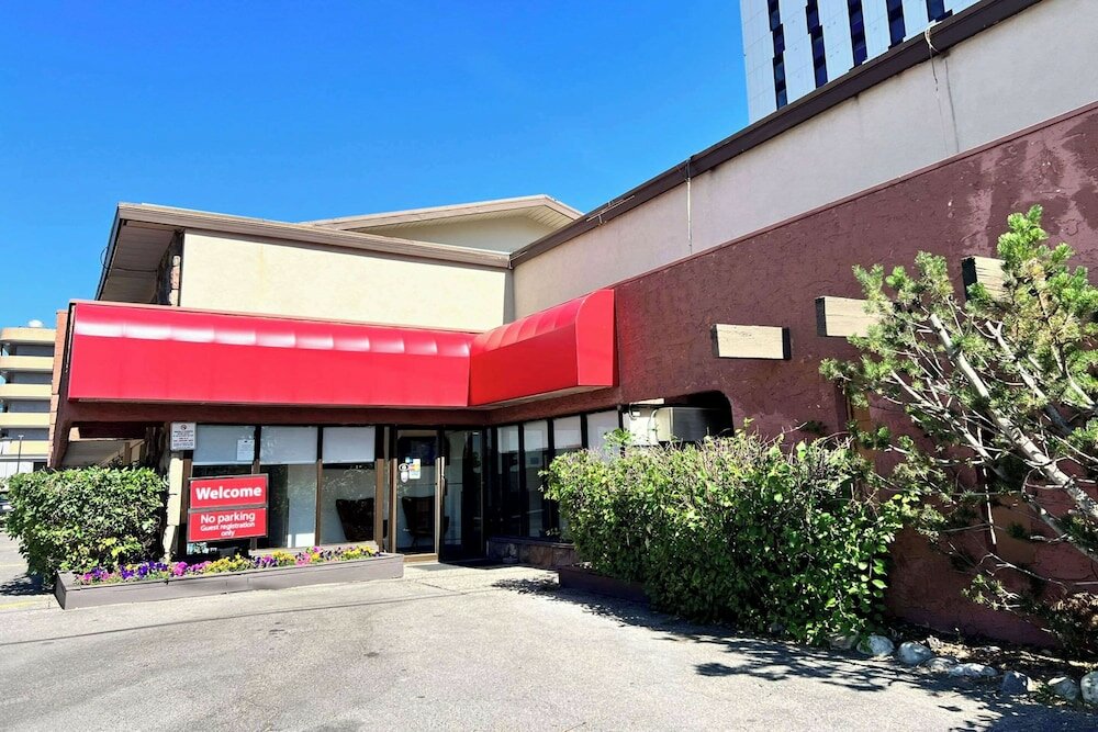 Фото Econo Lodge Motel Village