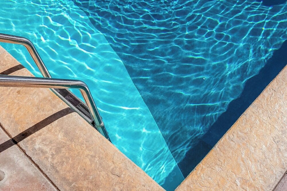 Фото Ohia Waikiki Studio Suites