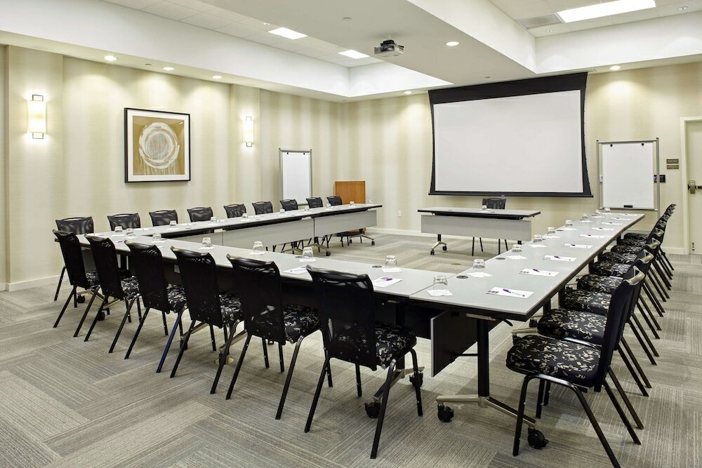 Фото Hyatt Place Miami Airport-East