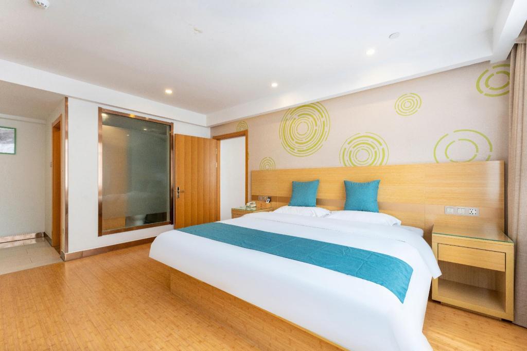 Фото GreenTree Inn Anhui Suzhou Si District Bianhe Avenue Business Hotel