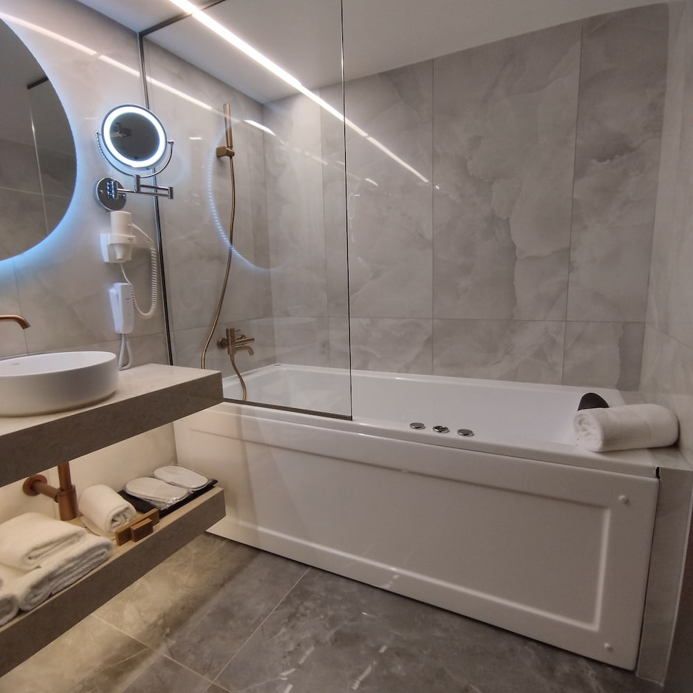 Фото Great Athens Hotel