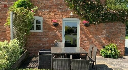 Гостиница Willington Lodge в Рексеме