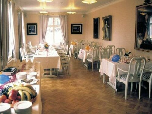 Гостиница Karolineburg Manor House Hotel в Кайнуу