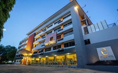 Гостиница The Space Hotel в Чианграе