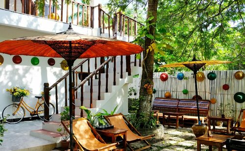 Гостиница The Villager Lodge в Сандоуэе