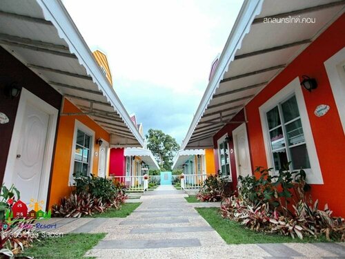 Гостиница Color Ville Resort в Саконнакхоне