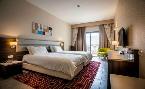 Гостиница Ramada فندق رمادا أوليفييه в Назарете